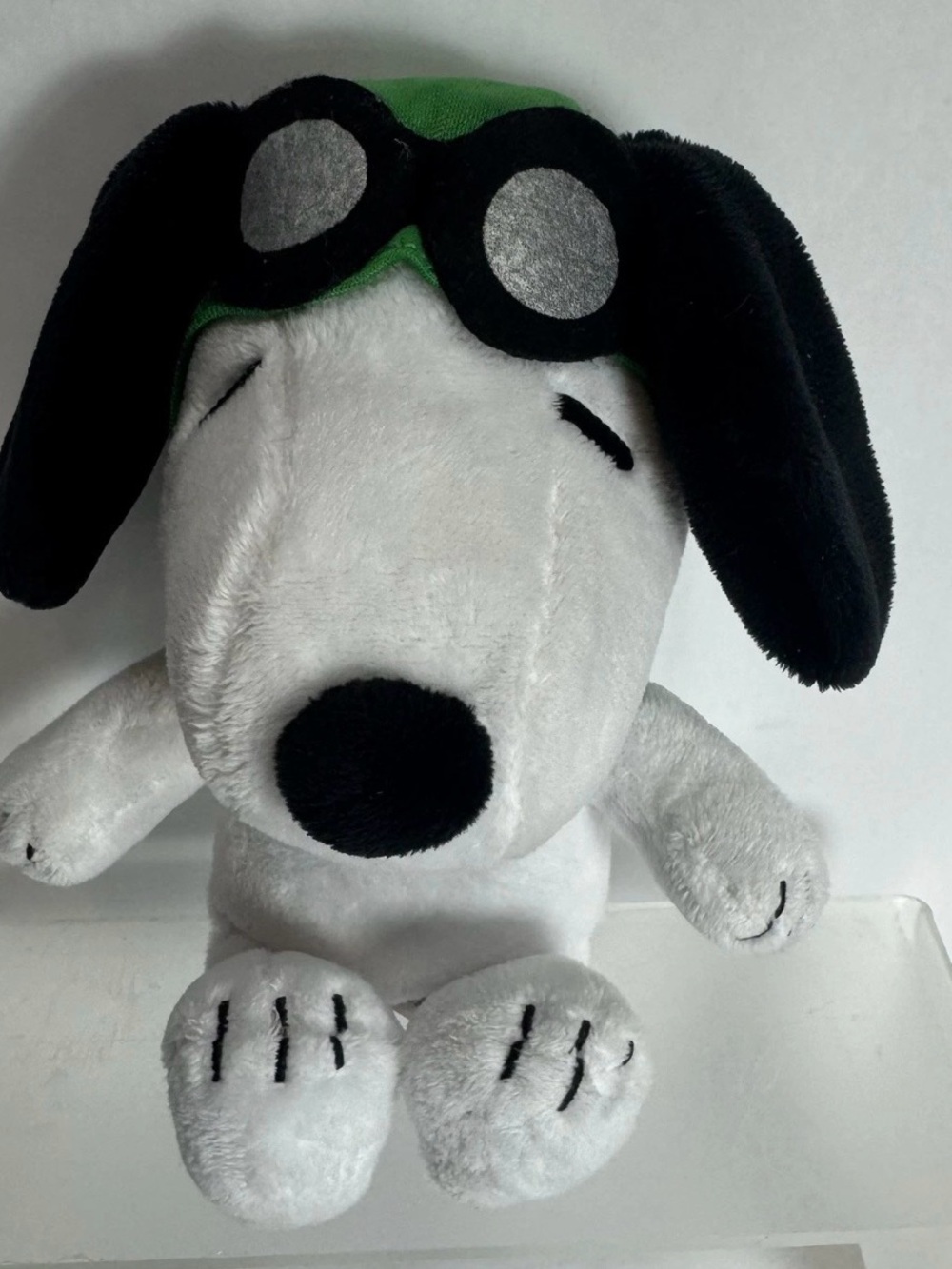 Aviator Snoopy Plush Wearing Goggles Green Cap Peanuts NO SOUND